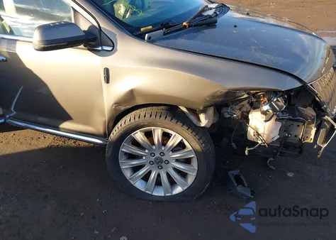 2012 Lincoln Mkx z USA, uszkodzony, nr VIN 2LMDJ8JK5CBL13805